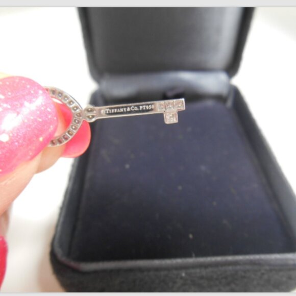 Tiffany & Co Platinum Diamond Encrusted Open Heart Key Pendant For Necklace - Picture 2 of 3